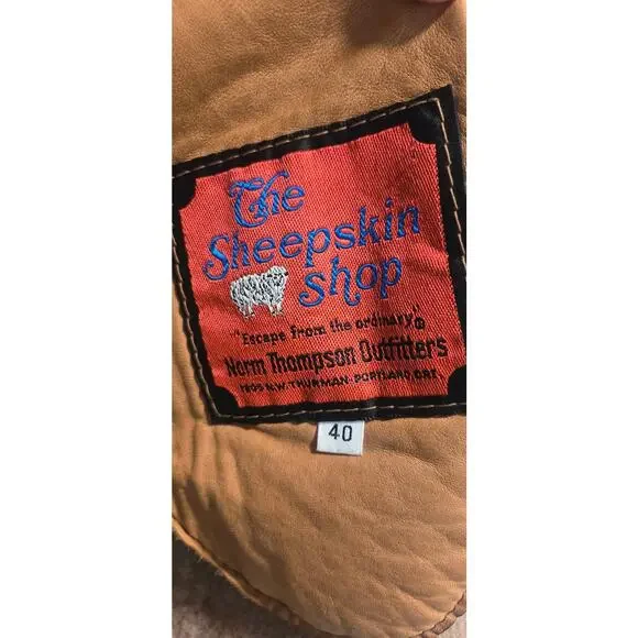 Sheepskin Shop Portland Sheepskin Coat Bone Buttons Vintage Size 40 - Picture 3 of 13